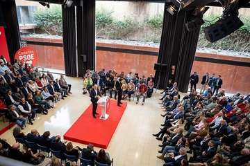 Los socialistas de Telde arropan a un Pedro Sánchez convencido del triunfo de su partido en las Islas/Acfi Press y TA.